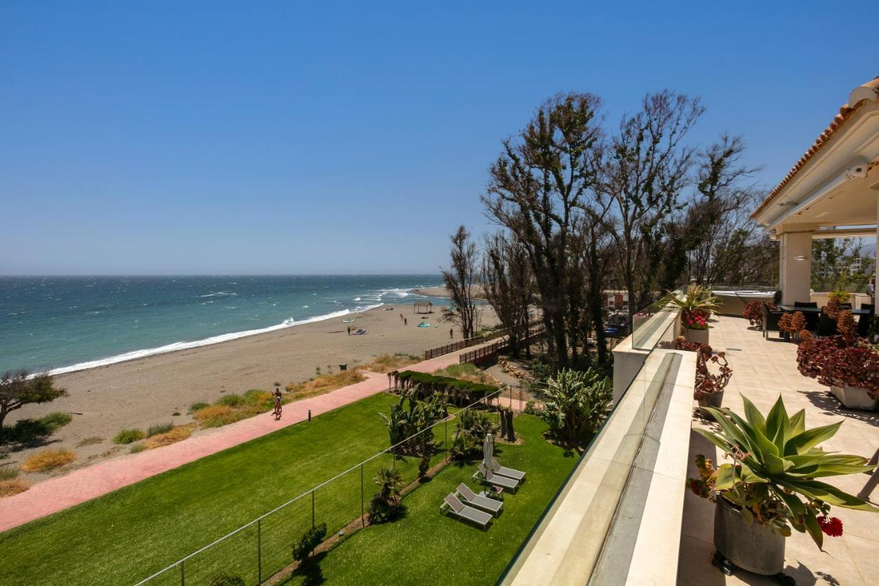 Heaven Beach Apartment 405 Естепона Екстериор снимка