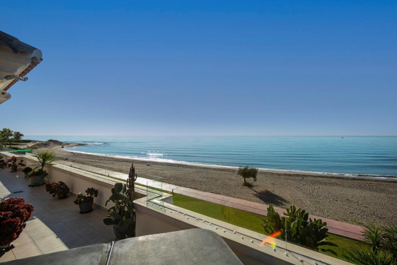 Heaven Beach Apartment 405 Естепона Екстериор снимка
