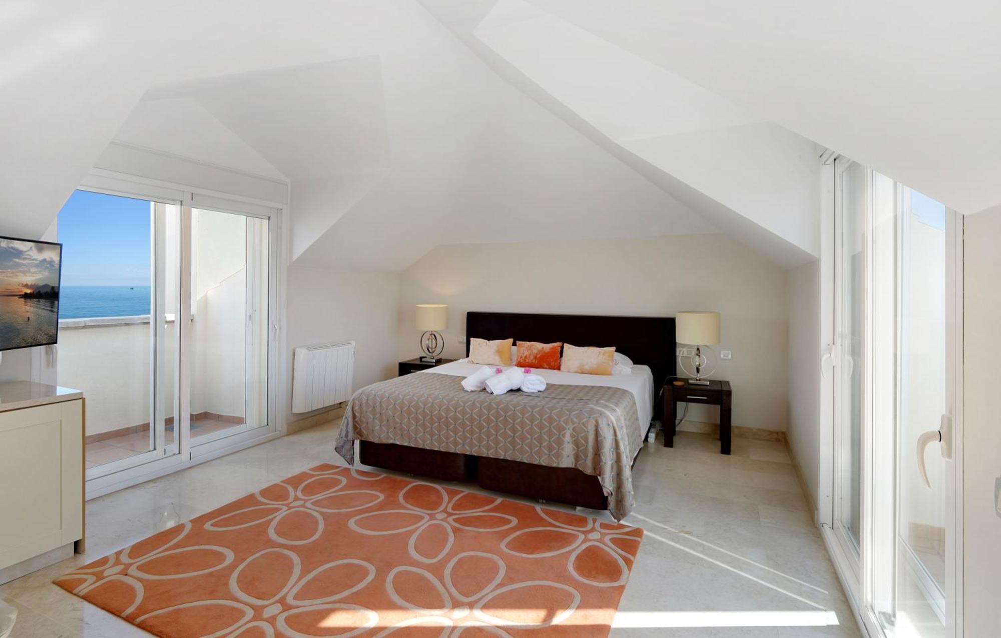 Heaven Beach Apartment 405 Естепона Екстериор снимка